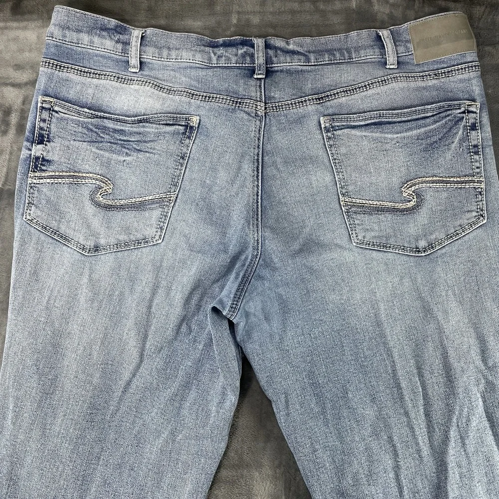 Silver Jeans Gordie Mens Distressed Denim‎ light Blue Jeans 38x34 FITS 40x33